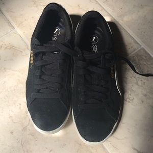 Puma suedes shoes